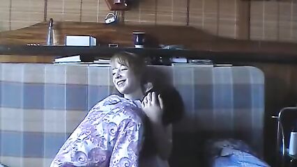 Русскую красотку лишил девственности старик