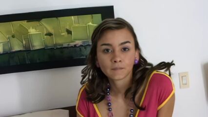 Первый анальный опыт для сладкой милашки Натальи