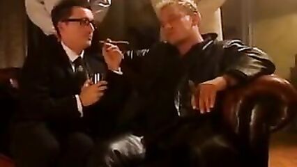 Групповое порно видео с немкой в 2 члена