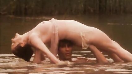 Тинто Брасс: Мотор! (1979) - эротическая комедия