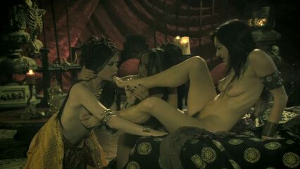 Пираты 2: Месть Стагнетти | Pirates II: Stagnettis Revenge (порнофильм с русским переводом)