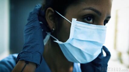 Мрачное будущее: Пандемия, часть 1. Короткометражное порно