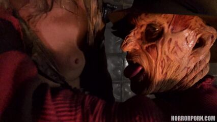 Порно ужасы: Кошмар на улице Вязов — Фредди Крюгер