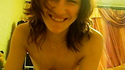 Когда выпью, своим дыркам не хозяйка...