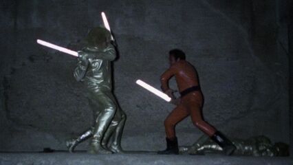 Зверь из космоса — эротическое кино, фантастика, треш