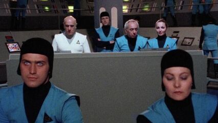 Зверь из космоса — эротическое кино, фантастика, треш