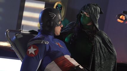 Мстители XXX 2: И пришёл паук (2015) порно пародия