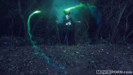 Порно фильм 11: Злая сука | Maleficunt (2020)